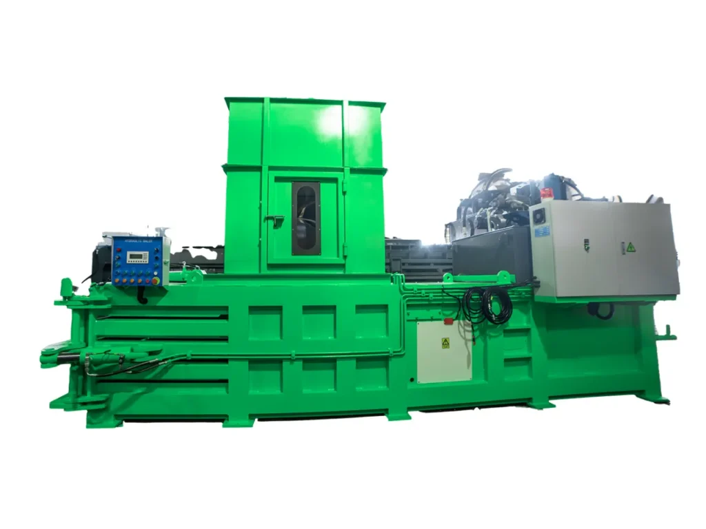 Máquina empacadora de reciclaje verde industrial diseñada para la gestión de residuos y compactación de materiales.