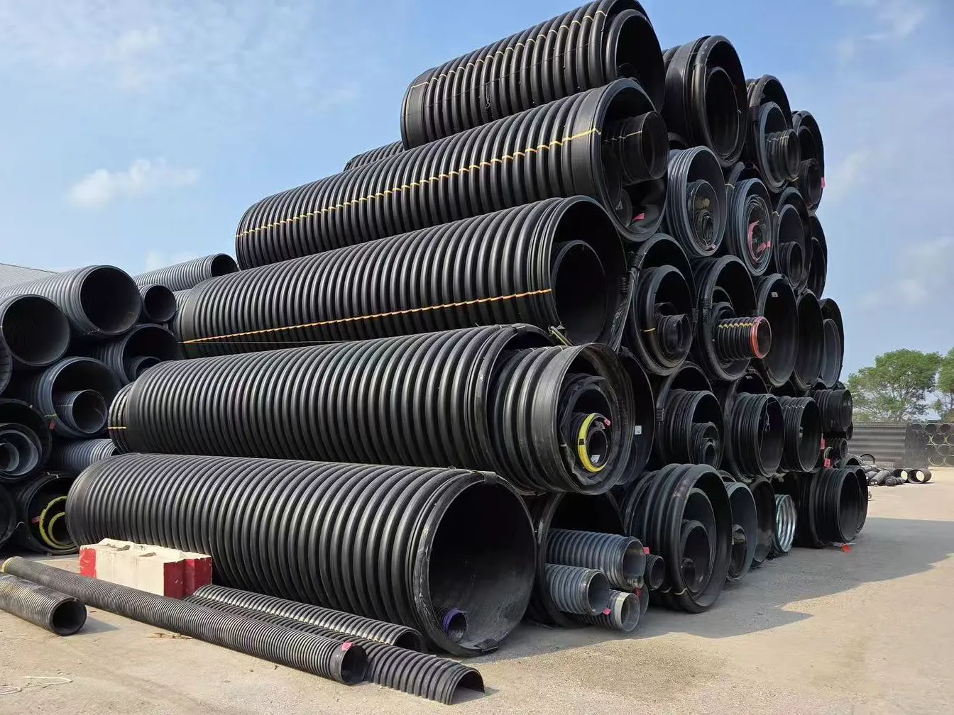 HDPE corrugated pipe scrap for recycling